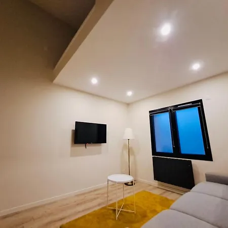 Cosy Metro 14 Paris 公寓